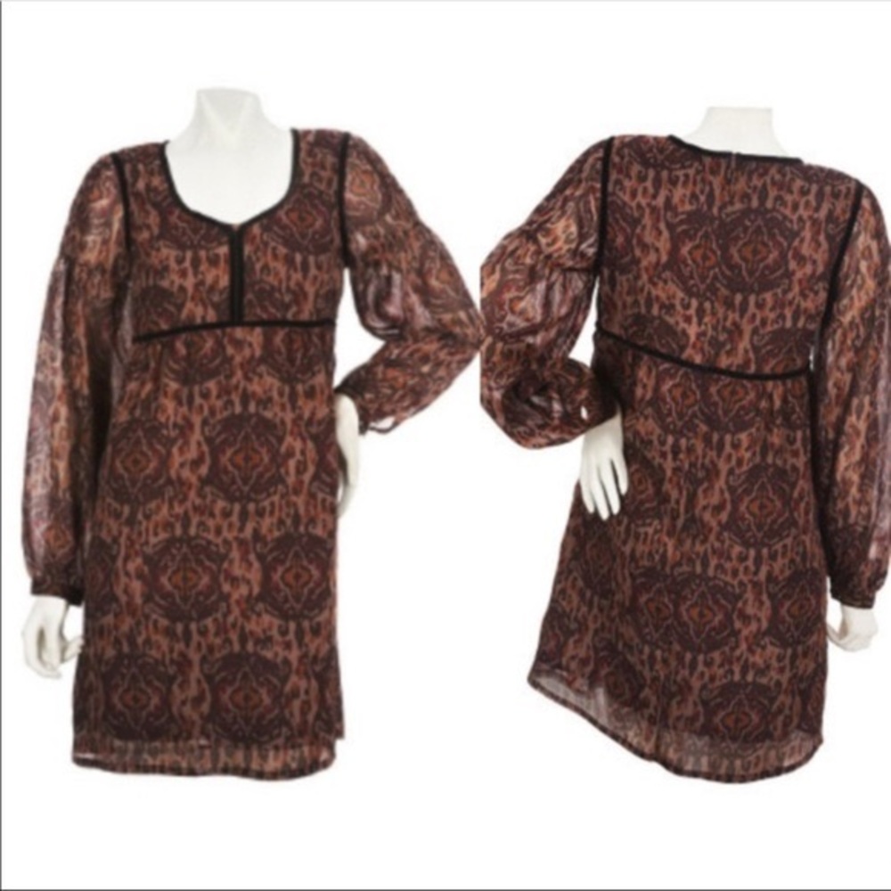 Nicole Richie Brown IKAT sheer sleeves